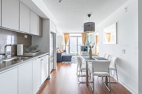 Royal Stays Condominiums - Downtown