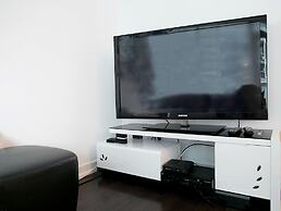 Royal Stays Condominiums - Downtown