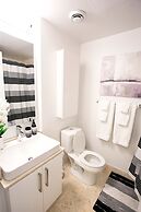 Royal Stays Condominiums - Downtown