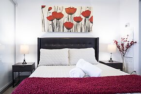 Royal Stays Condominiums - Downtown