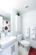 Royal Stays Condominiums - Downtown