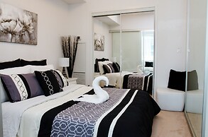 Royal Stays Condominiums - Downtown