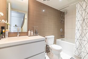 Royal Stays Condominiums - Downtown