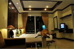 Boonjumnong Modern Apartment