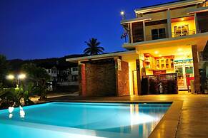 Boonjumnong Modern Apartment