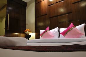 Boonjumnong Modern Apartment