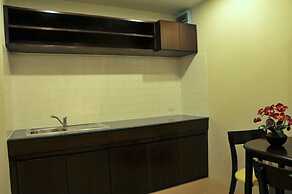 Boonjumnong Modern Apartment