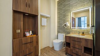 Ramada Encore by Wyndham Shanghai Pudong Airport