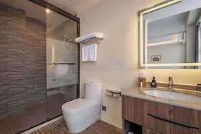 Ramada Encore by Wyndham Shanghai Pudong Airport