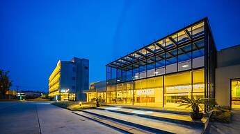 Ramada Encore by Wyndham Shanghai Pudong Airport