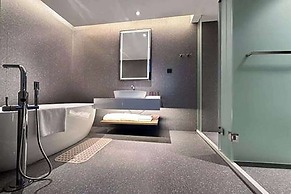 Ramada Encore by Wyndham Shanghai Pudong Airport