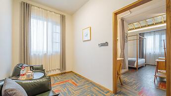 Ramada Encore by Wyndham Shanghai Pudong Airport