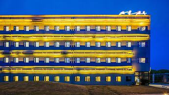 Ramada Encore by Wyndham Shanghai Pudong Airport