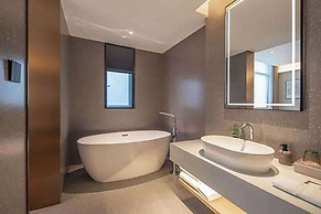 Ramada Encore by Wyndham Shanghai Pudong Airport