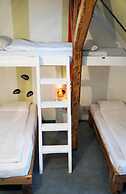 Looming Hostel
