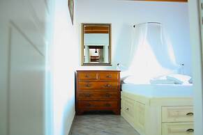 Mariakis Luxury Studios