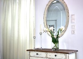 Mariakis Luxury Studios