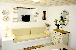 Mariakis Luxury Studios