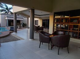Four Pillars Lodge