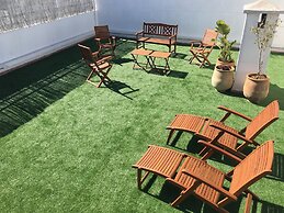 Luxurious Apartment with Private Garden