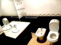 Luxurious Apartment with Private Garden