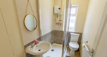 Superb central House