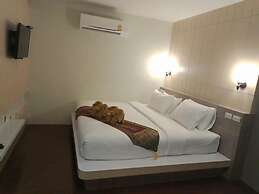 Charming Lipe Beach Resort