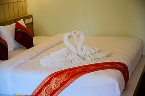 Charming Lipe Beach Resort