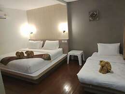 Charming Lipe Beach Resort