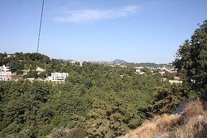 The Red Door in Koskinou
