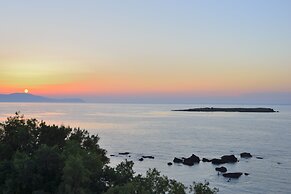 Elia Seaside Nea Chora