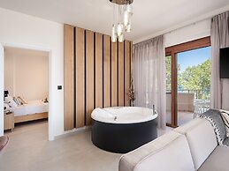 Elia Seaside Nea Chora