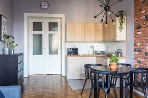 Fragola Between Old Town and Jewish Quarter