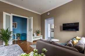 Fragola Between Old Town and Jewish Quarter