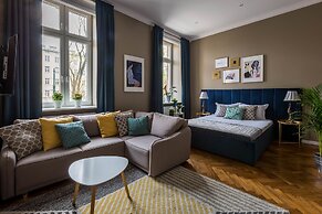 Fragola Between Old Town and Jewish Quarter