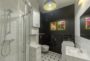 Fragola Between Old Town and Jewish Quarter