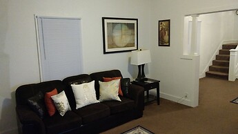 Beautiful Downtown Indy Guest Homes