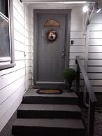 Beautiful Downtown Indy Guest Homes