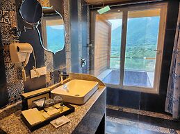 Bamboo Saa Resort & Spa