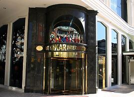 Akar International Hotel
