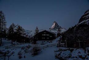 Serviced Apartment Eva