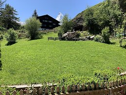 Serviced Apartment Eva