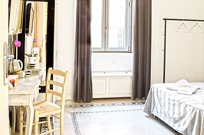 Merulana Suite Apartment