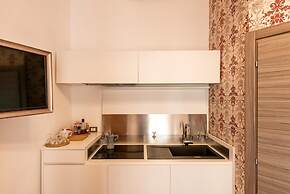 Merulana Suite Apartment