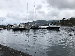 Yacht Suite Sorrento