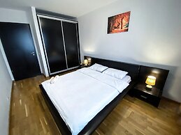 Monaco Grand Apartments By CityBookings