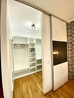 Monaco Grand Apartments By CityBookings
