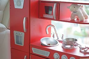 Crows Nest Family Apartment