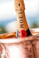 Castelo Pink Boutique Hotel