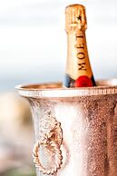 Castelo Pink Boutique Hotel